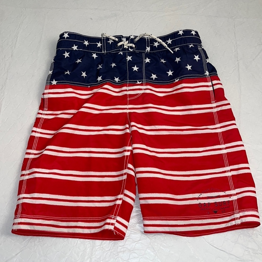 GAP American flag red white blue swim trunks XL = 12